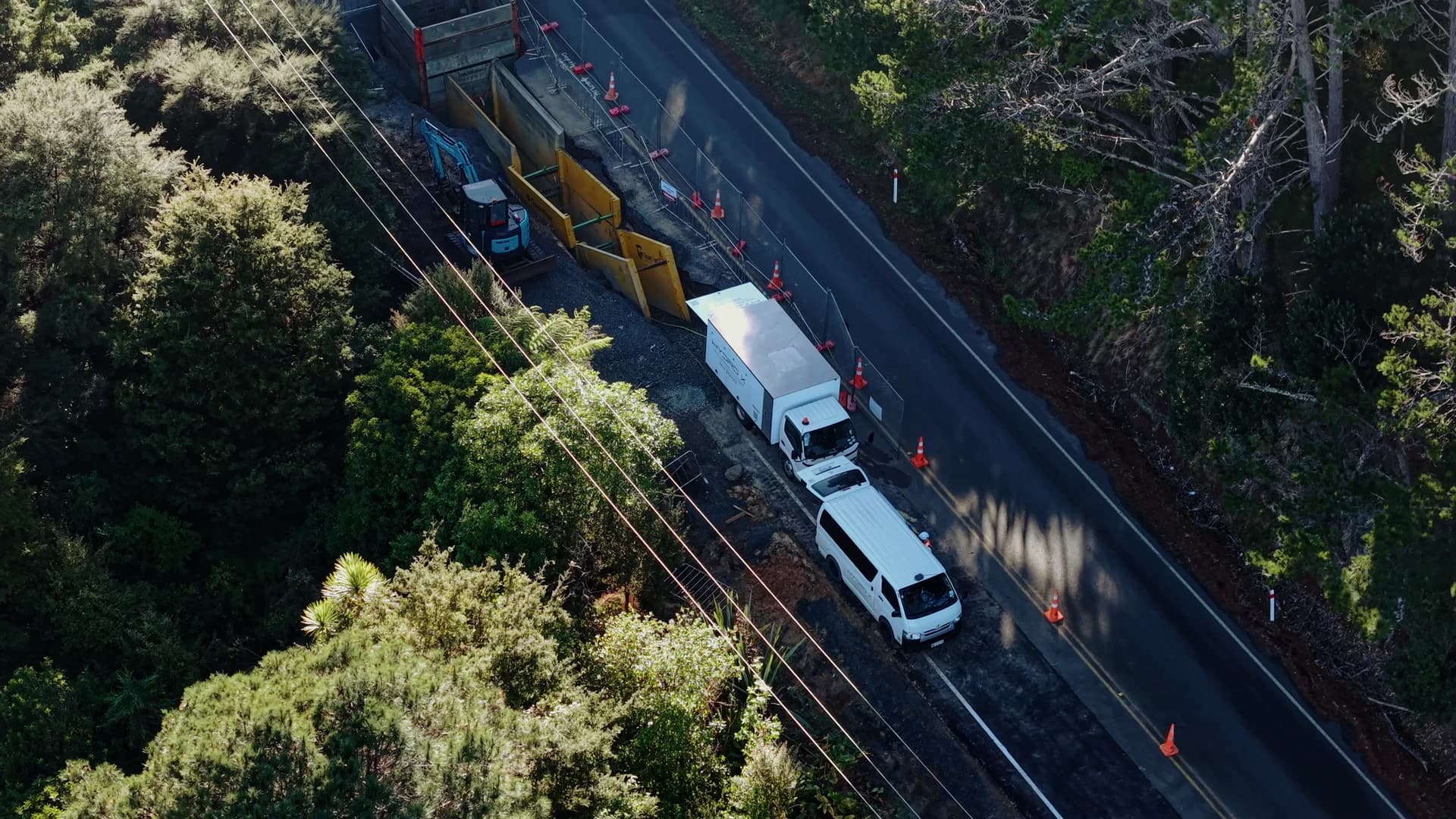 Hydro X truck and camera van on site